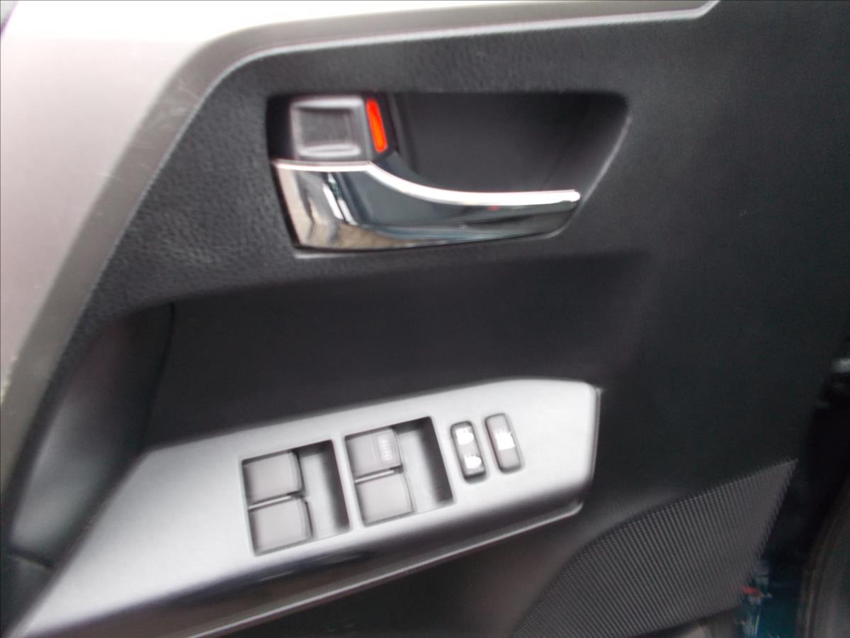 Toyota RAV4 2,5 AT HYBRID ČR 4x4 TZ LED SERVIS POUZE TOYOTA - foto 32