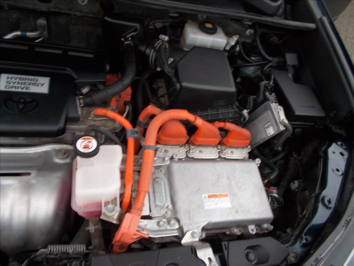 Toyota RAV4 2,5 AT HYBRID ČR 4x4 TZ LED SERVIS POUZE TOYOTA - foto 34