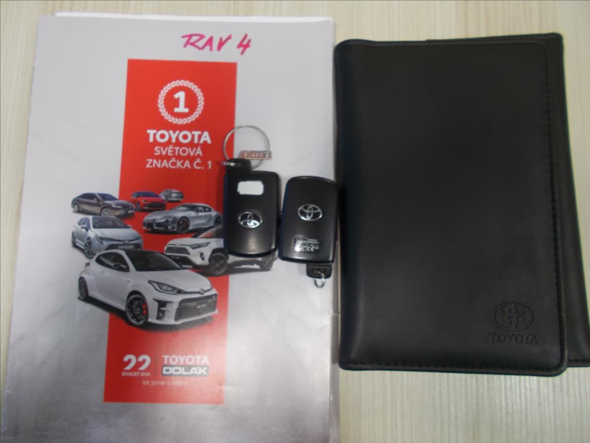 Toyota RAV4 2,5 AT HYBRID ČR 4x4 TZ LED SERVIS POUZE TOYOTA - foto 36
