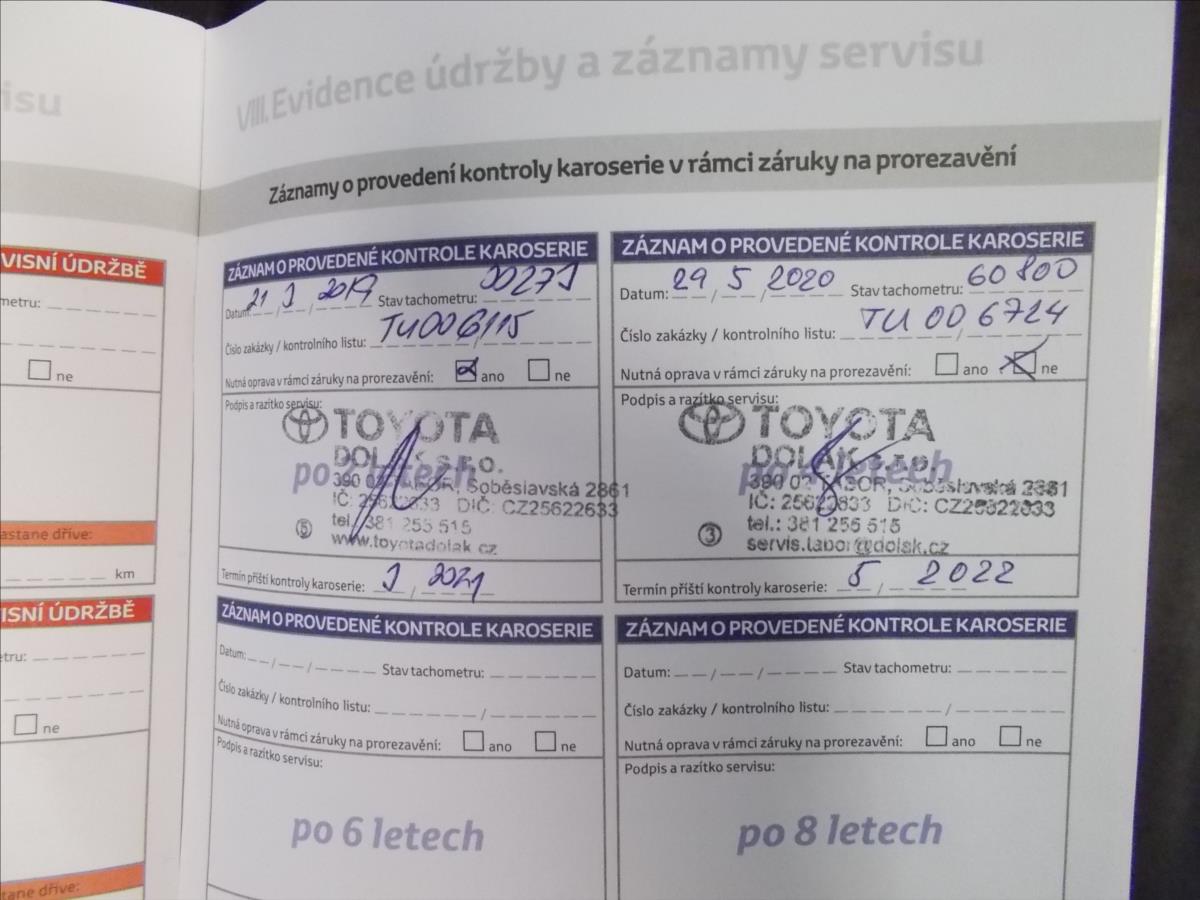 Toyota RAV4 2,5 AT HYBRID ČR 4x4 TZ LED SERVIS POUZE TOYOTA - foto 39