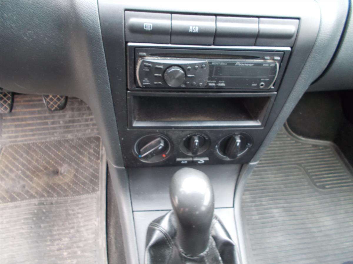 Škoda Octavia 1,9 TDI ČR KLIMA NOVÁ STK NOVÉ ROZVODY - foto 18