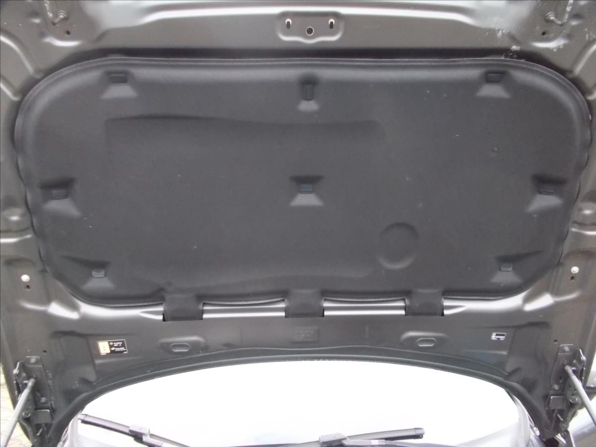 Volvo V60 2,0 B4 Cross Country AWD DPH KRÁSNÉ - foto 33