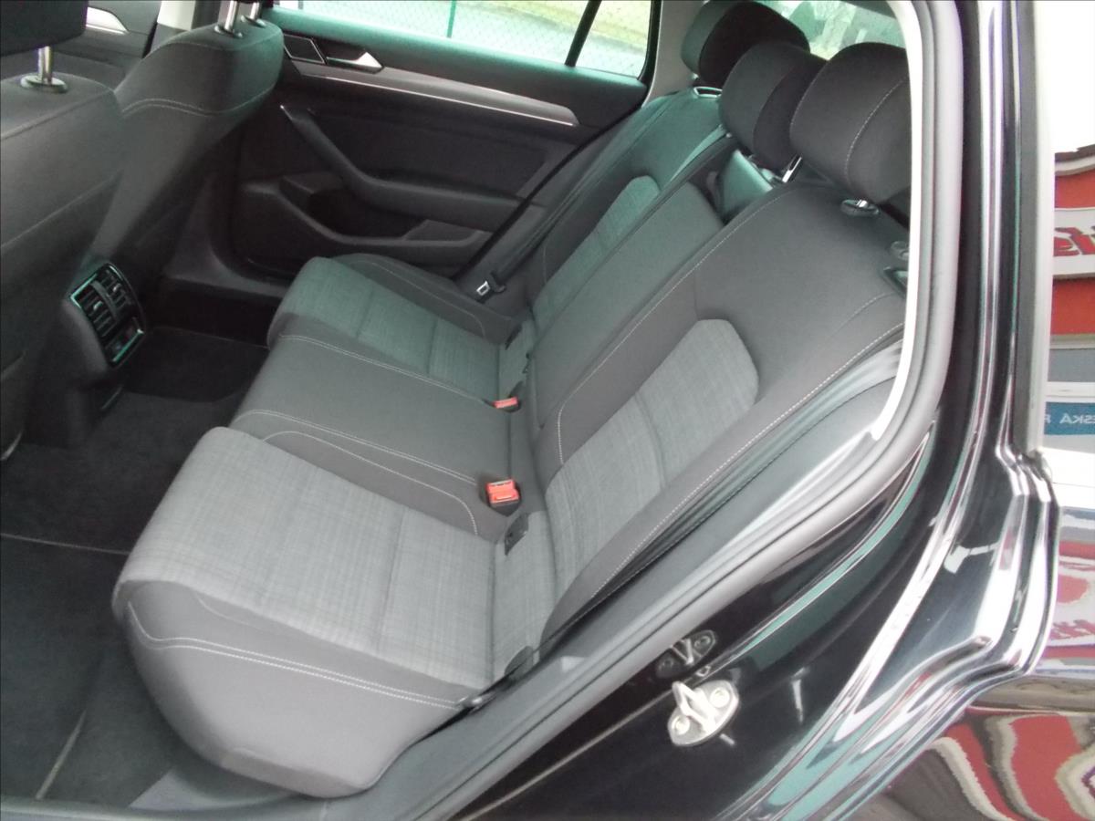 Volkswagen Passat 2,0 TDI DSG7 110 kW Business - foto 16