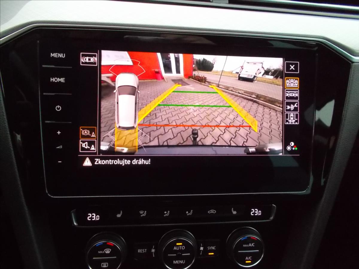 Volkswagen Passat 2,0 TDI DSG7 110 kW Business - foto 25