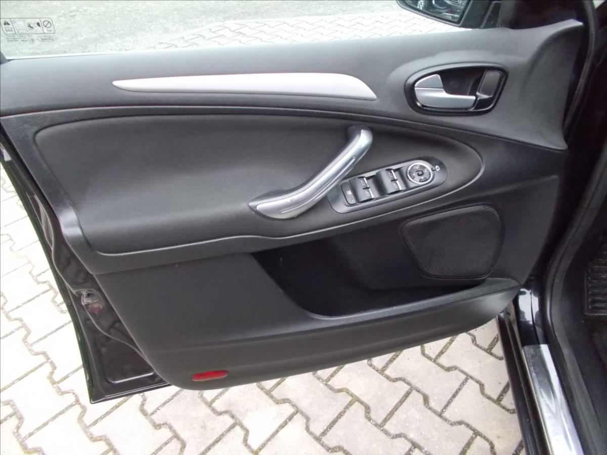 Ford Galaxy 2,0 TDCi 7 MÍST DIGIKLIMA TZ - foto 27