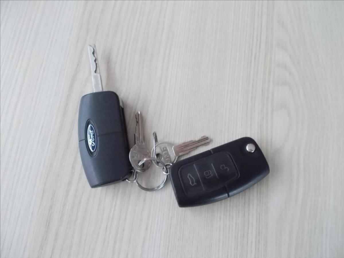 Ford Galaxy 2,0 TDCi 7 MÍST DIGIKLIMA TZ - foto 32