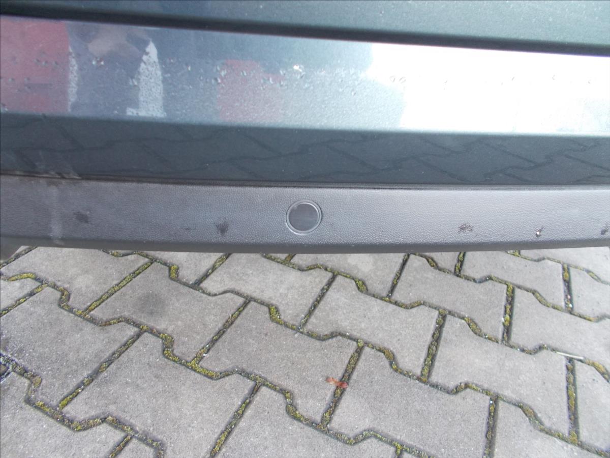 Škoda Octavia 1,6 TDI DIGIKLIMA LED ČR DPH  III - foto 13