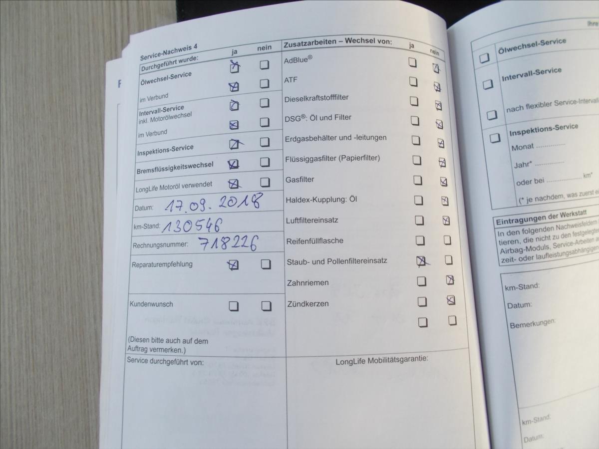 Volkswagen Touran 1,6 TDI DSG 7 MÍST DIGIKLIMA NAVI TZ PĚKNÉ - foto 41