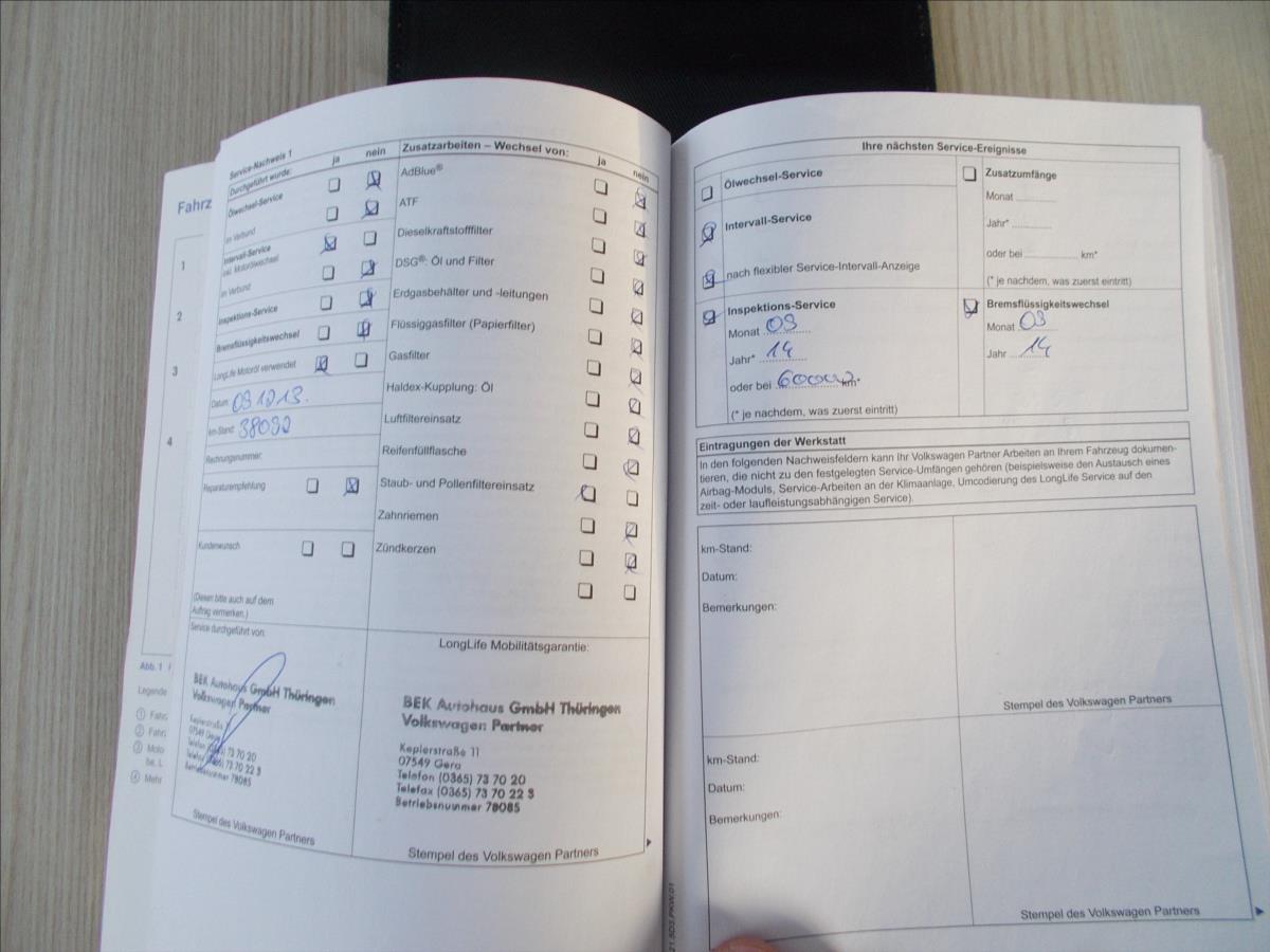 Volkswagen Touran 1,6 TDI DSG 7 MÍST DIGIKLIMA NAVI TZ PĚKNÉ - foto 44