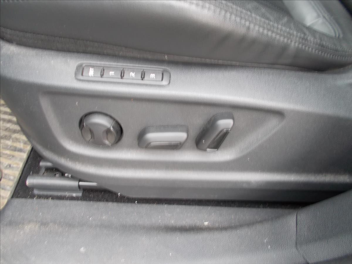 Škoda Kodiaq 2,0 TDI ČR 1.MAJITEL L&K WEBASTO TZ - foto 18