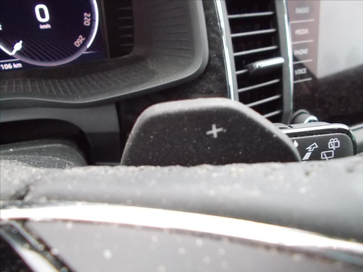 Škoda Kodiaq 2,0 TDI ČR 1.MAJITEL L&K WEBASTO TZ - foto 23