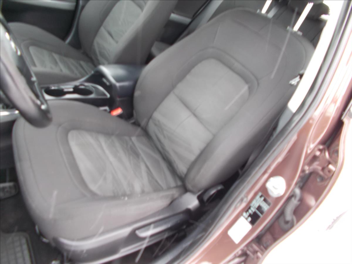 Kia Ceed 1,6 16V ČR 1.MAJITEL KLIMA - foto 17