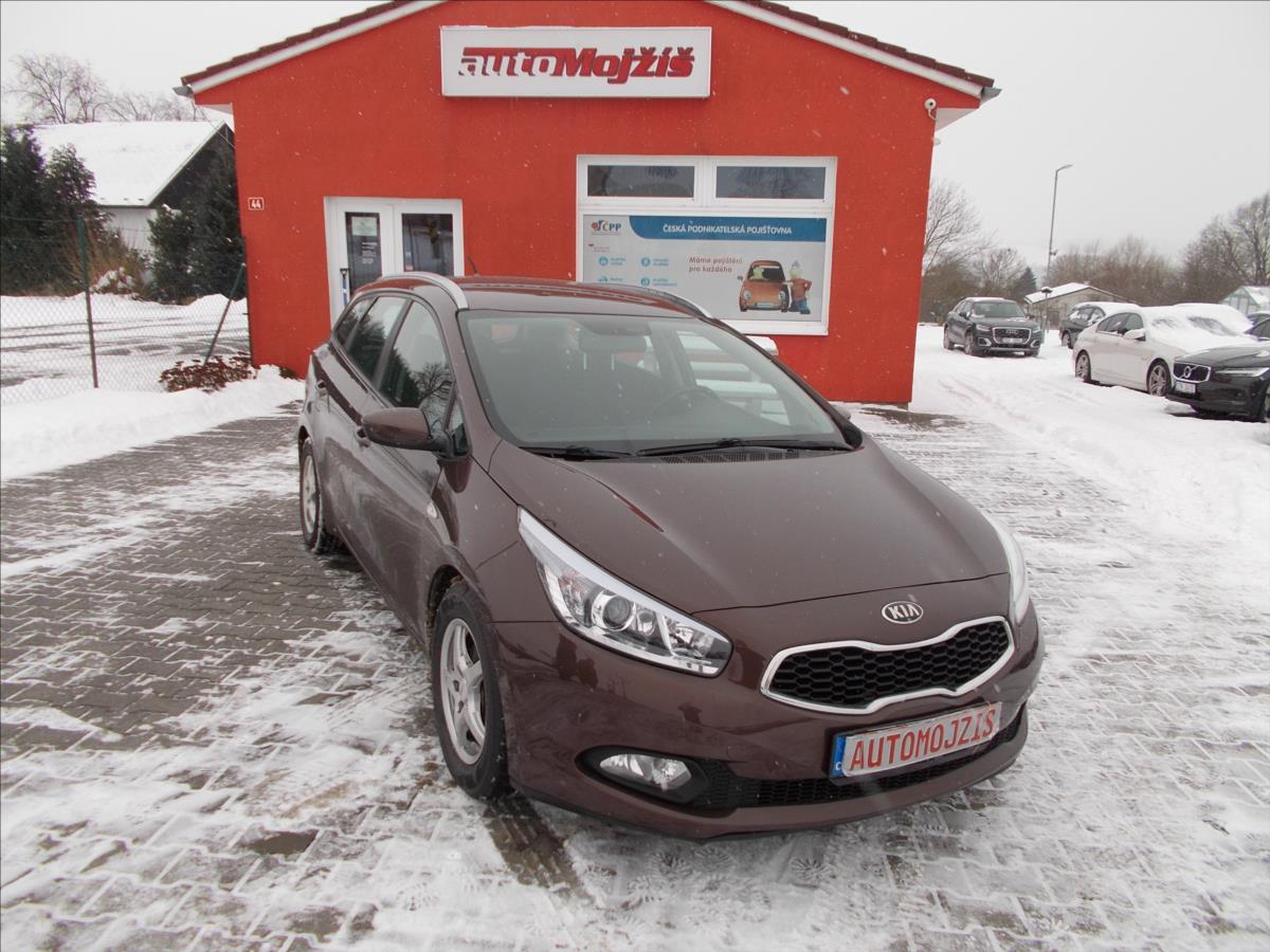 Kia Ceed 1,6 16V ČR 1.MAJITEL KLIMA
