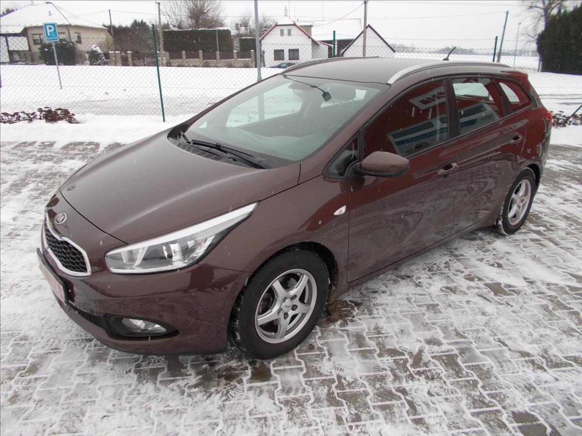 Kia Ceed 1,6 16V ČR 1.MAJITEL KLIMA - foto 3
