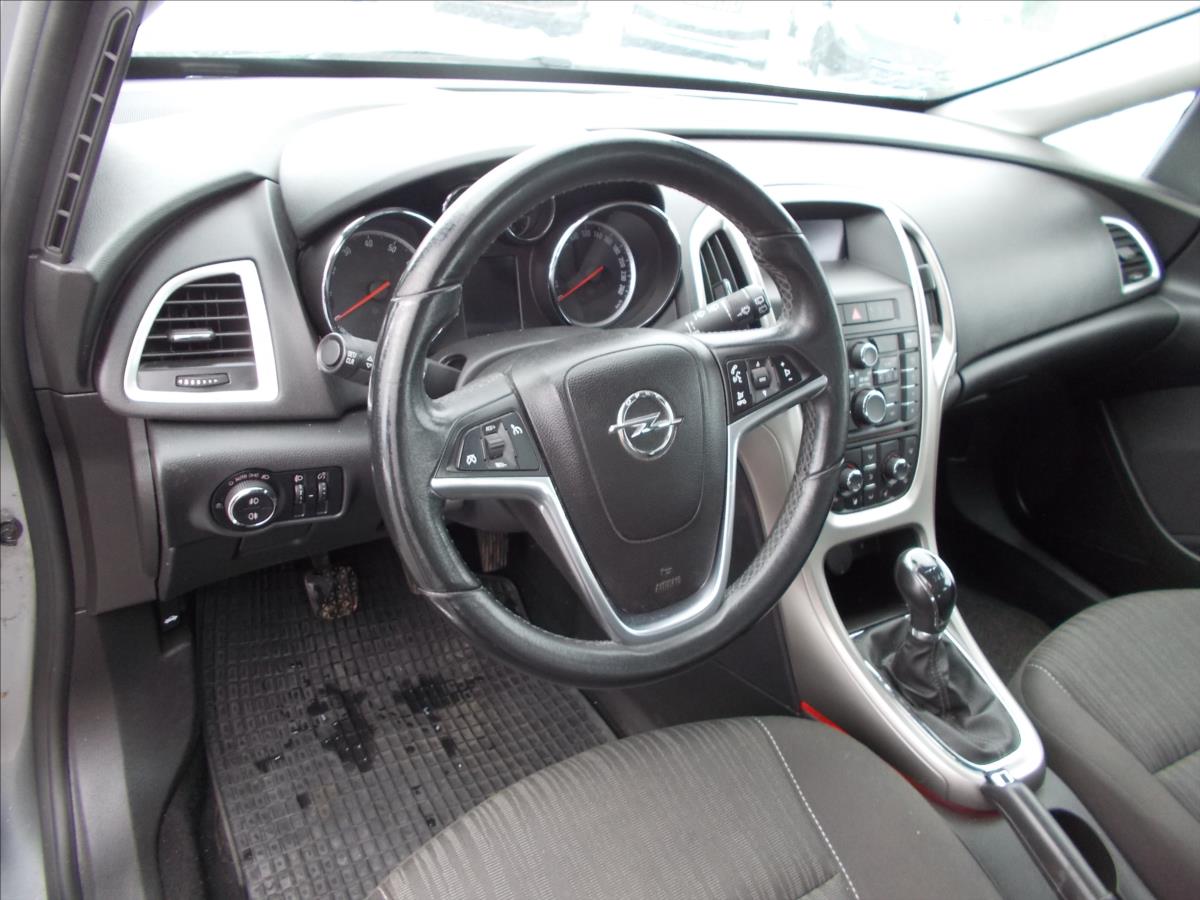 Opel Astra 1,4 T 1.MAJITELKA KLIMA PĚKNÉ  J - foto 19