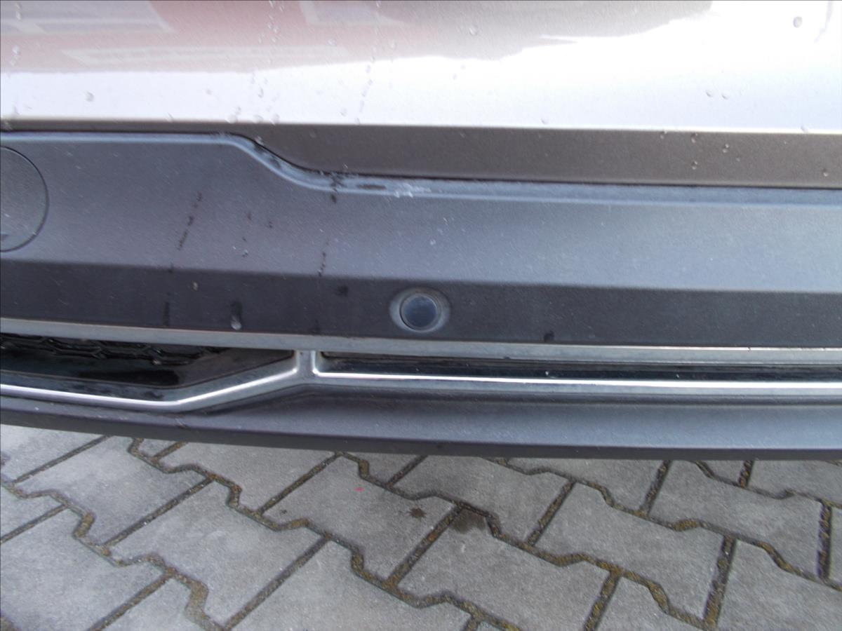 Hyundai i30 1,0 T-GDI ČR 1.MAJITEL ZÁRUKA 3/2028 - foto 14