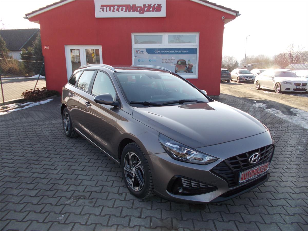 Hyundai i30 1,0 T-GDI ČR 1.MAJITEL ZÁRUKA 3/2028