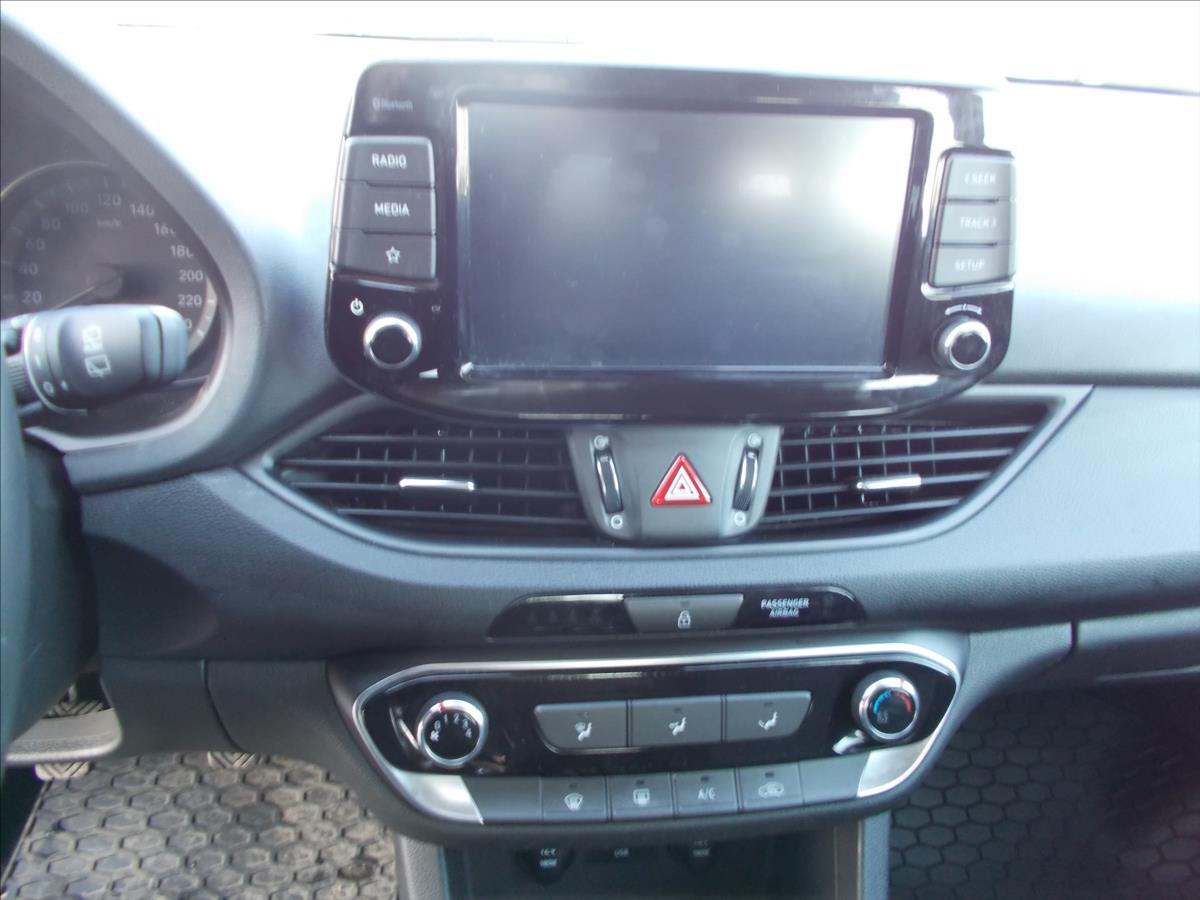 Hyundai i30 1,0 T-GDI ČR 1.MAJITEL ZÁRUKA 3/2028 - foto 22