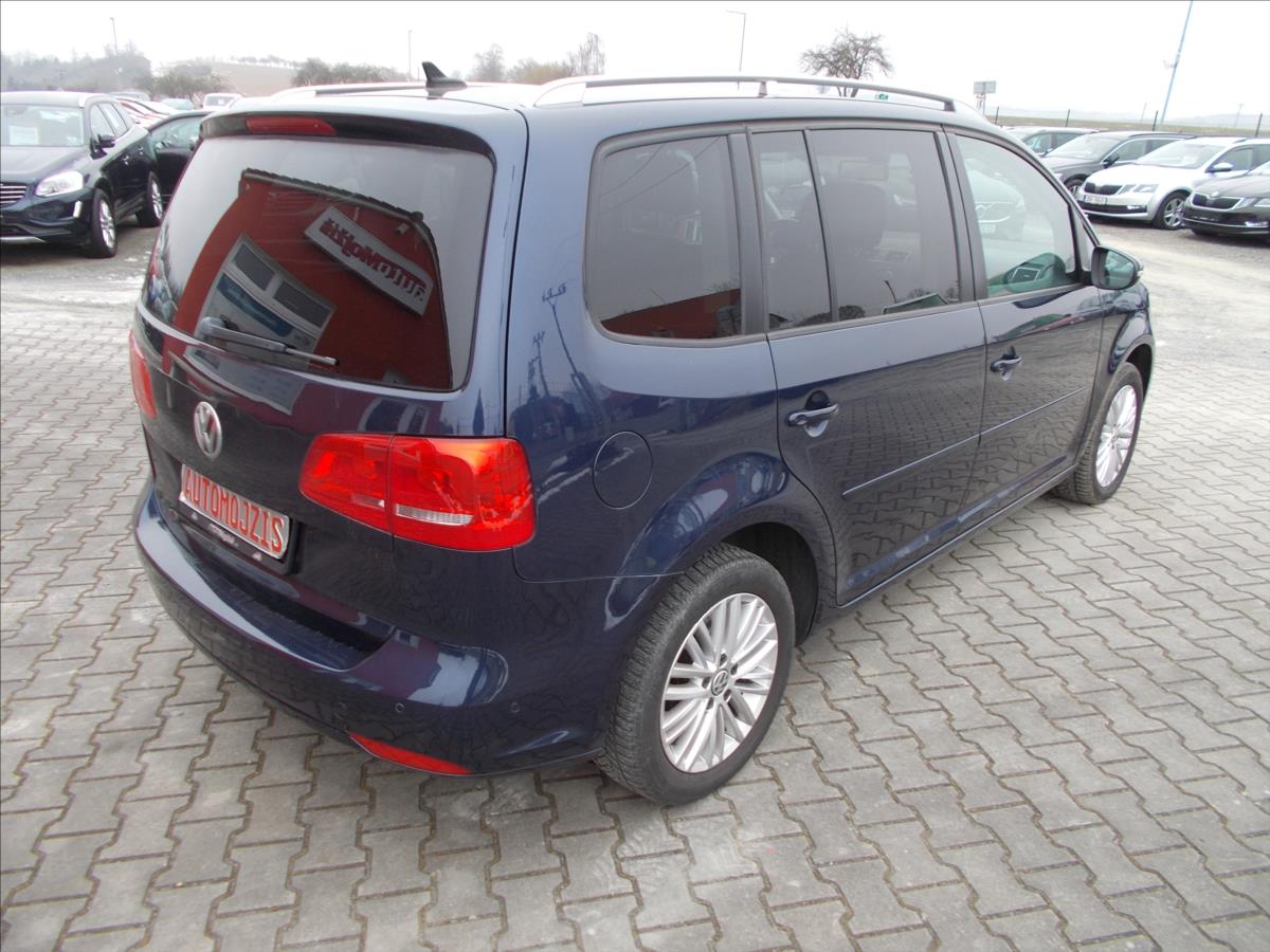 Volkswagen Touran 2,0 TDI DSG WEBASTO TZ LED DIGIKLIMA NOVÁ STK - foto 10