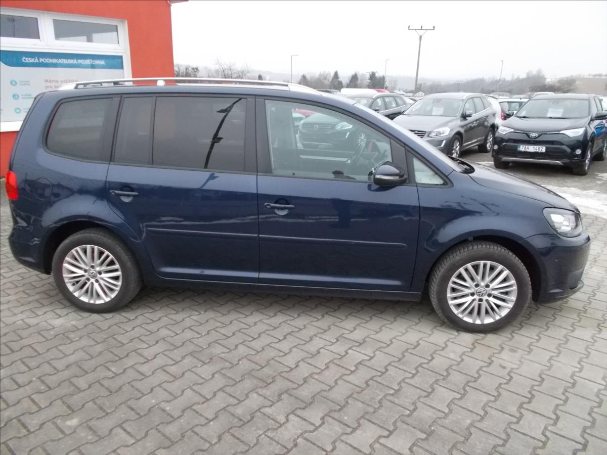 Volkswagen Touran 2,0 TDI DSG WEBASTO TZ LED DIGIKLIMA NOVÁ STK - foto 8