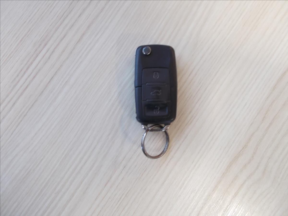 Škoda Octavia 1,9 TDI DIGIKLIMA NOVÁ STK NOVÉ ROZVODY - foto 28